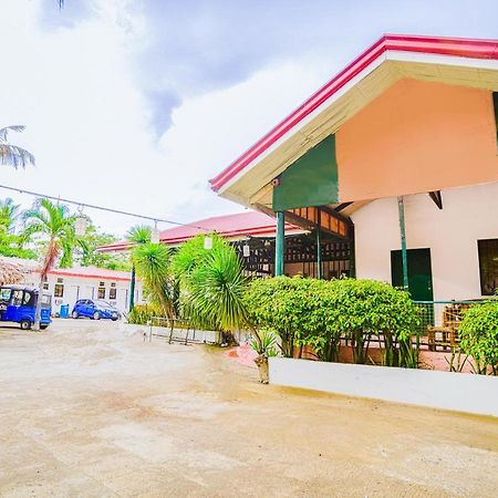 Oyo 875 Madhavi Beach Resort Balibago Bagian luar foto